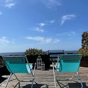 https://dammuso-bacio-pantesco.sicilyhotelsitaly.net